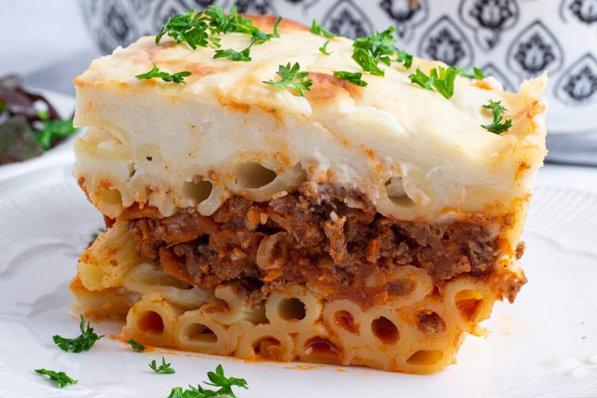 a piece of food on a plate Macarona Bechamel