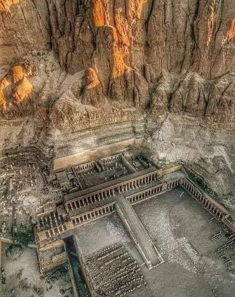 Temple of Hatshepsut - Egypt tour magic