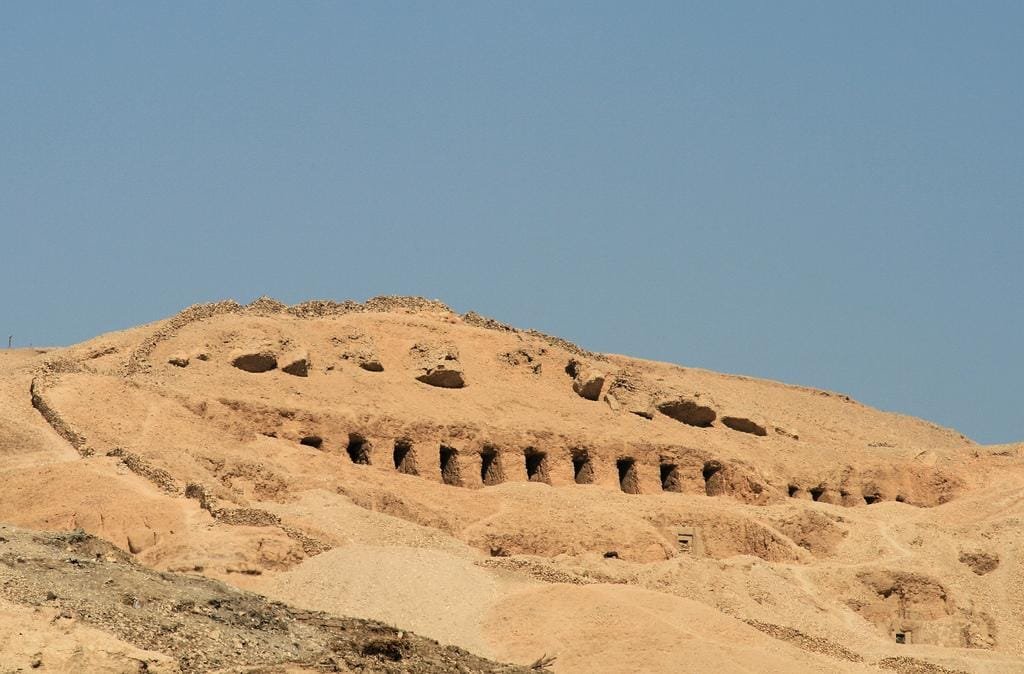 valley of queens - Egypt tour Magic