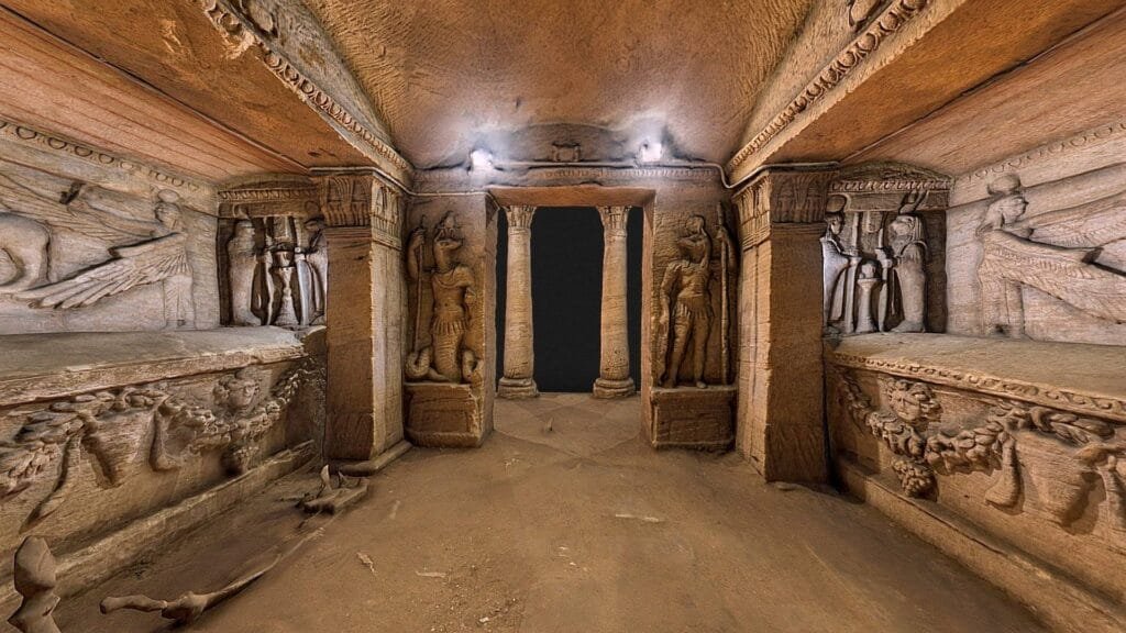 Catacombs of Kom El Shoqafa - Egypt tour Magic