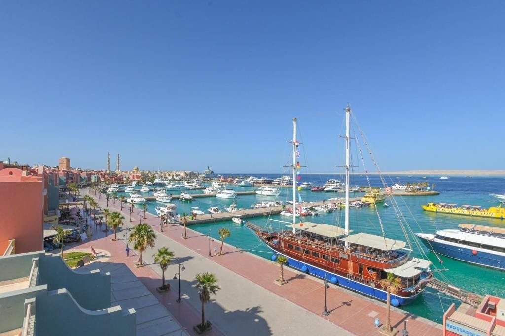 Hurghada Marina - Egypt tour magic
