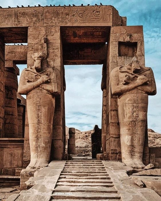 Ramesseum - Egypt tour magic