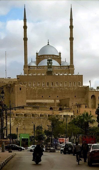 15 Days tour Packages To the Pyramids Siwa Oasis Abu Simble and Dendera old cairo 2