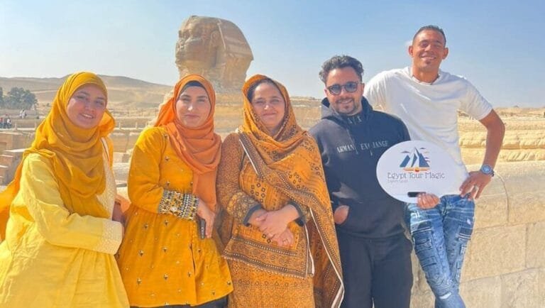 Unite at the pyramids – Egypt Tour Magic