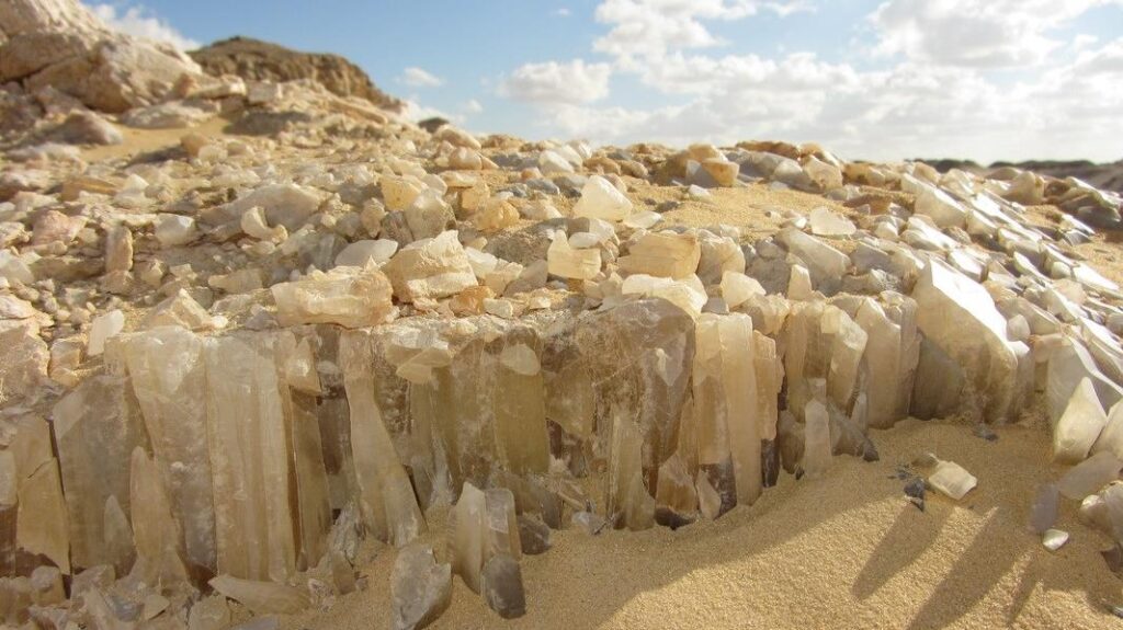 Crystal mountain Bahariya Oasis - Egypt