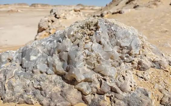 Crystal mountain Bahariya Oasis - Egypt