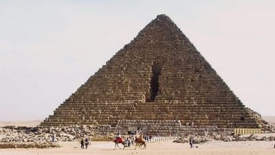 Menkaure Pyramid - Egypt tour magic