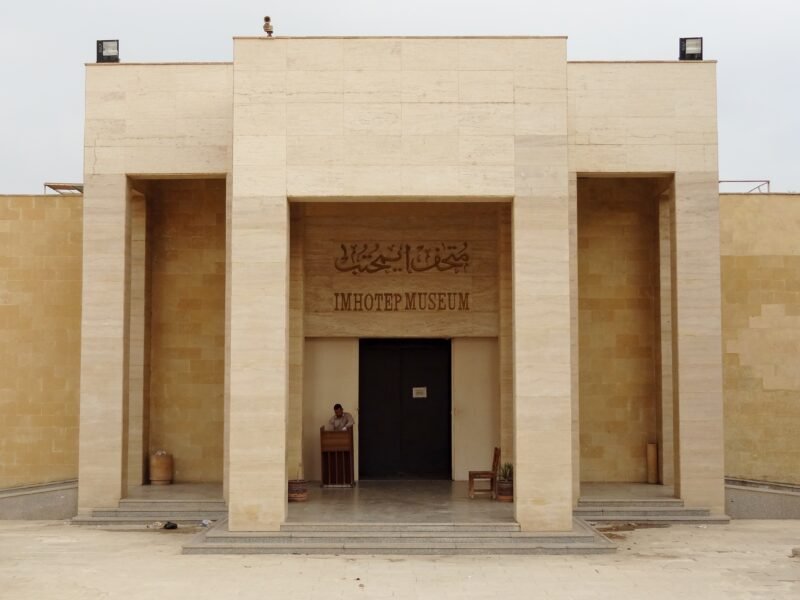 Saqqara - Egypt tour magic