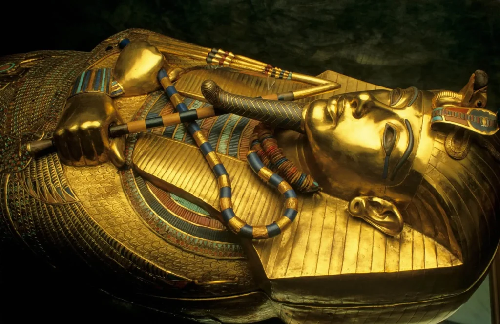 Tutankhamun's Sarcophagus (Pure Gold)