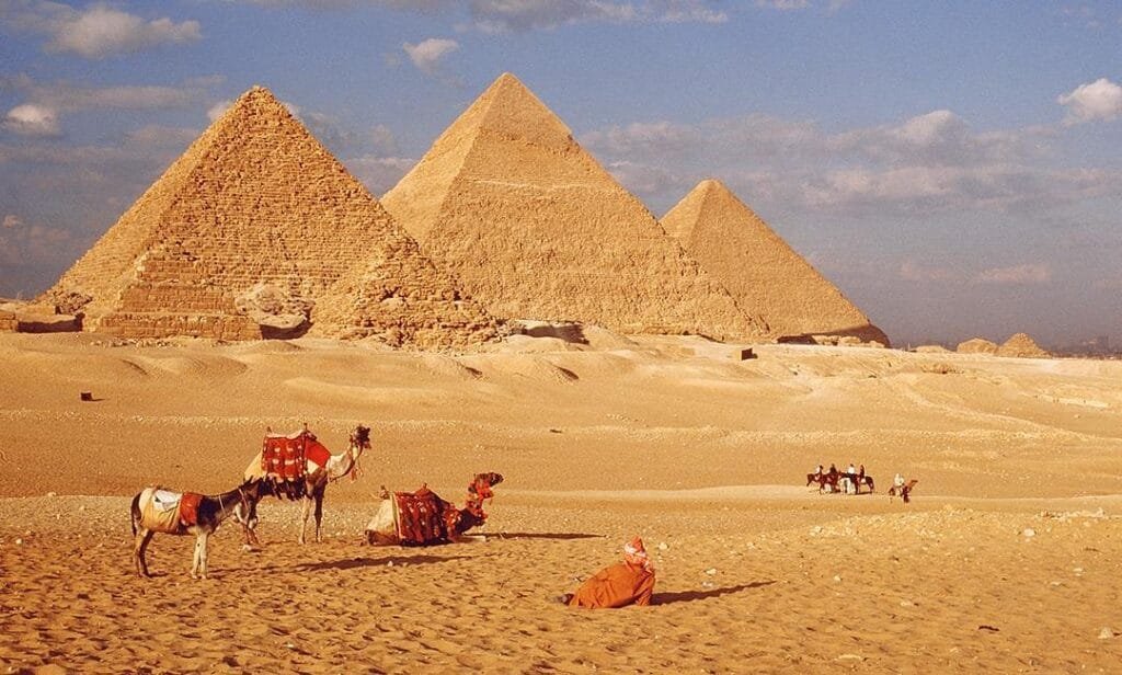 Cairo Day Tour from Sharm el Sheikh by Plane - Egypt tour Magic