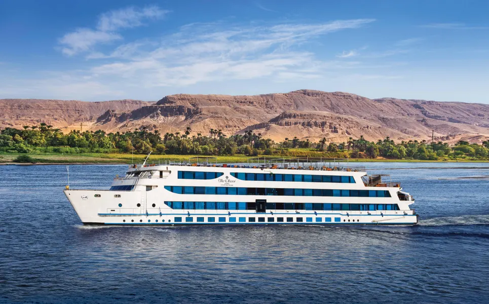 Cruising the Nile River with Egypt tour Magic