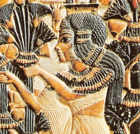 The Great Royal Wife and Her Responsibilities