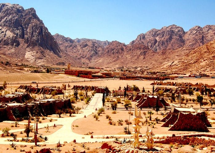 Exploring the Unique Landscapes of the Sinai Desert