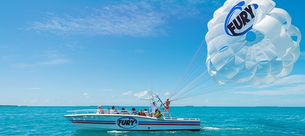 Tips for Booking Parasailing