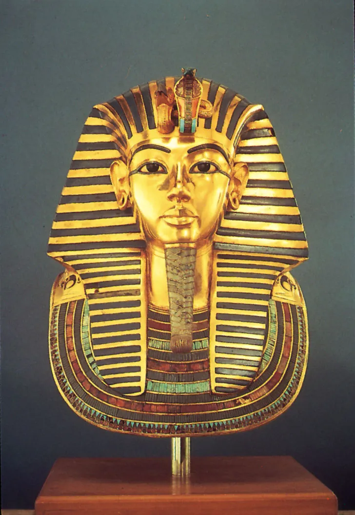 30 incredible treasures discovered in King Tut's tomb - Egypt tour magic