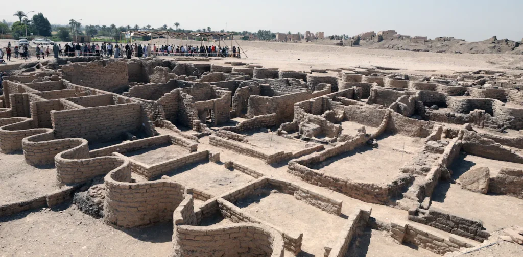 The Lost City of Aten Near Luxor (2020) - Egypt tour magic
