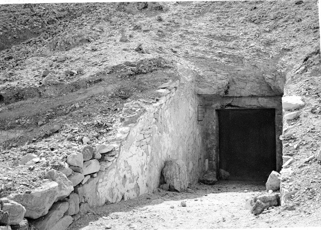 Tomb of Princess Hekaru (QV14)