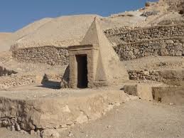 The Workers’ Tombs of Luxor