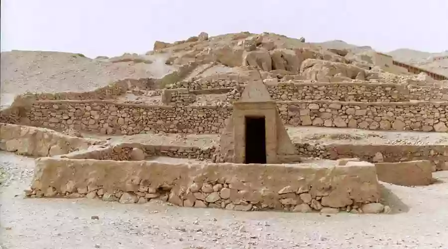 The Workers’ Tombs of Luxor
