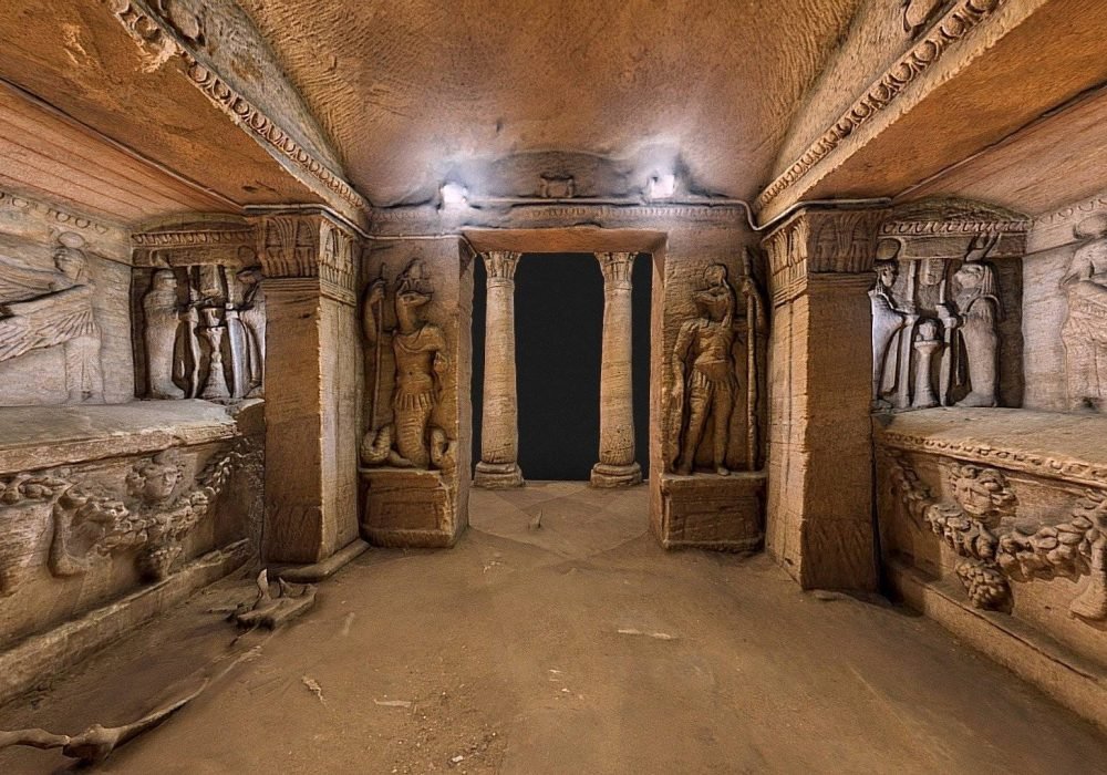Catacombs of Kom El Shoqafa - Egypt tour Magic