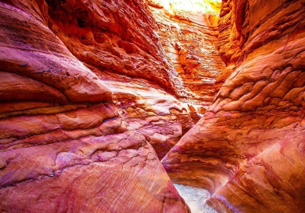 Colored Canyon-Egypt tour mgic