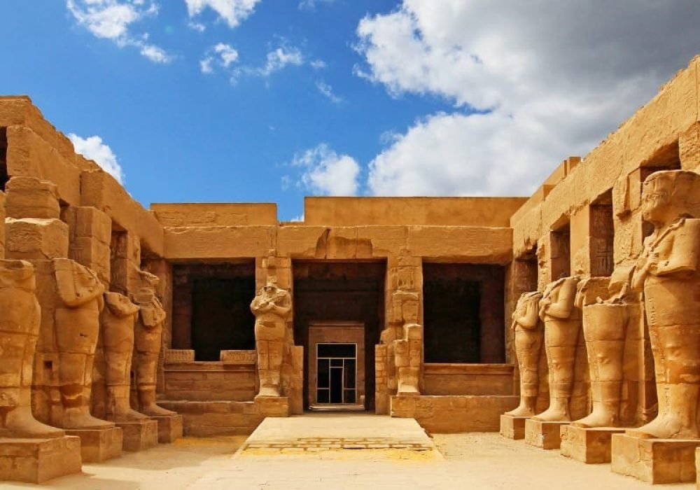 Karnak temple with Egypt tour Magic