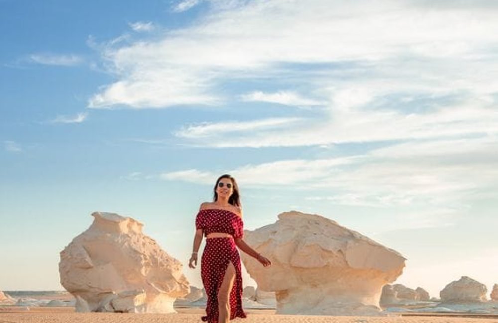 tour to Bahariya Oasis and white desert from Cairo